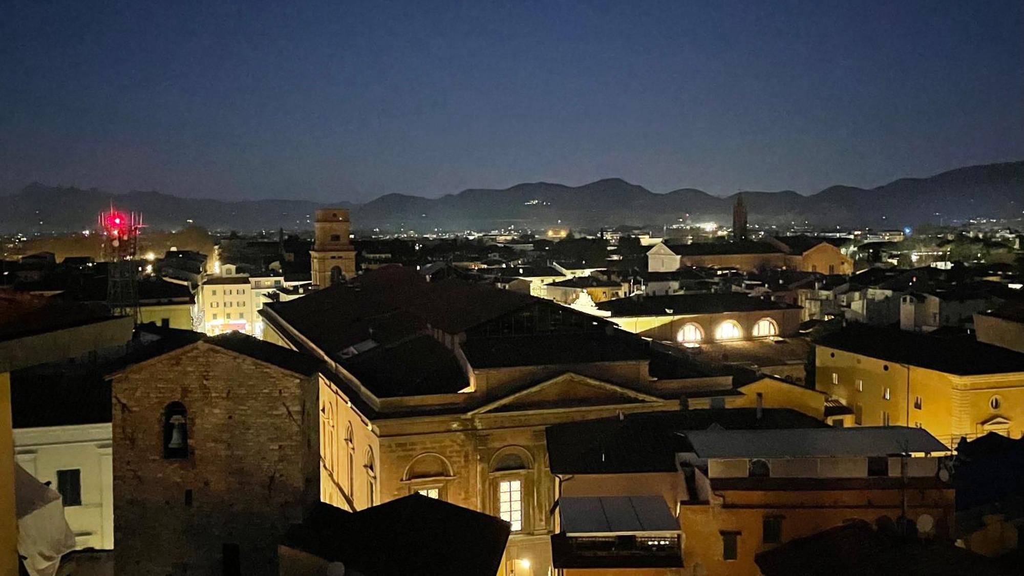 Mediceo 42 - Intero Appartamento Pisa Esterno foto